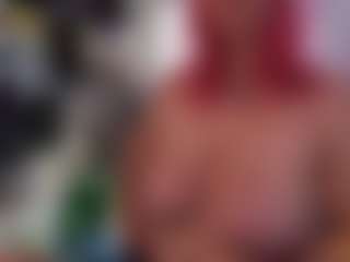 Live cam show with myrtlemystic - Self Suck on AdultVida.com