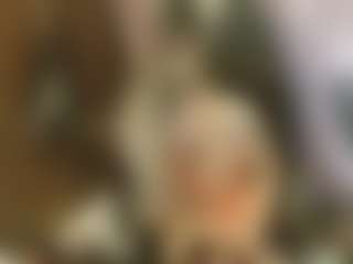 Live cam show with Emilie - Orgasm on Camsoda
