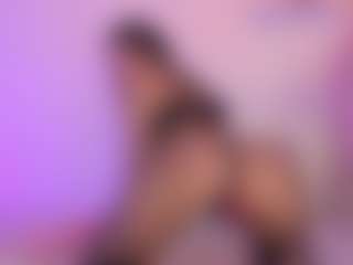 IlianaPhoenix's Live Sex Cam Show