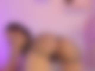 IlianaPhoenix's Live Sex Cam Show