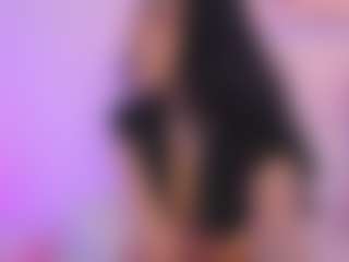 Iliana's Live Sex Cam Show