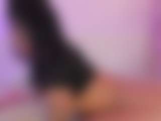 Iliana's Live Sex Cam Show