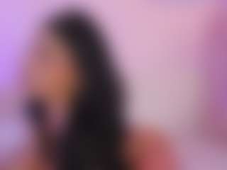 Iliana's Live Sex Cam Show