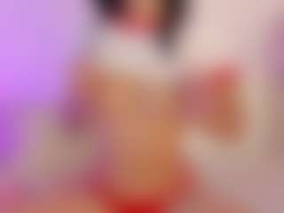 Iliana's Live Sex Cam Show