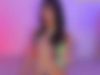 Iliana's Live Sex Cam Show