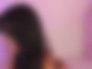 Iliana's Live Sex Cam Show
