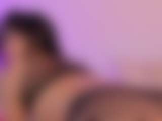 Iliana's Live Sex Cam Show