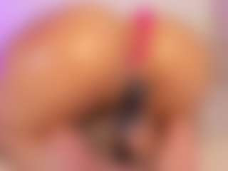 Iliana's Live Sex Cam Show