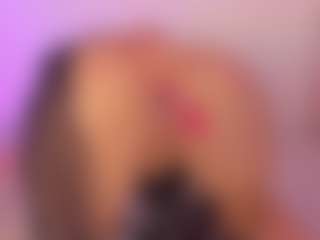 Iliana's Live Sex Cam Show