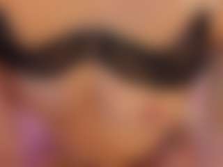 Iliana's Live Sex Cam Show