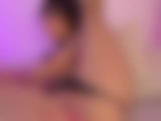 Live cam show with Iliana - Wet on Camiplay Live