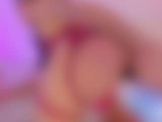 Iliana's Live Sex Cam Show