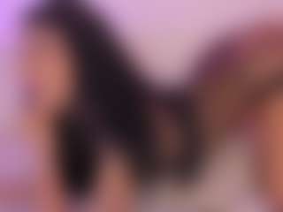 Iliana's Live Sex Cam Show