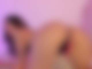 Iliana's Live Sex Cam Show