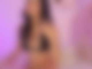 Iliana's Live Sex Cam Show