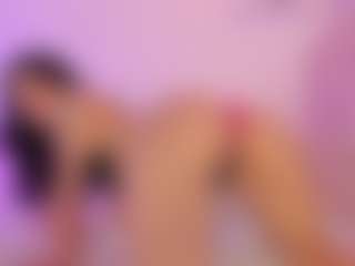 Iliana's Live Sex Cam Show