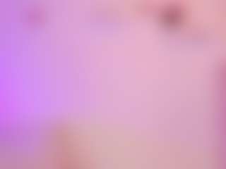Iliana's Live Sex Cam Show