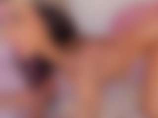 Iliana's Live Sex Cam Show