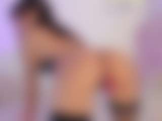 Iliana's Live Sex Cam Show