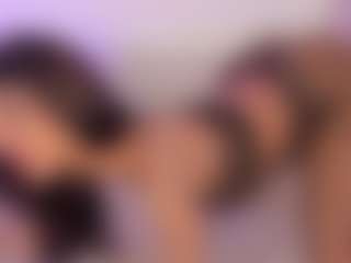 Iliana's Live Sex Cam Show