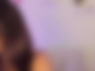 Live cam show with Iliana - Shaved Pussy on fuklive.com