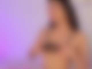 Iliana's Live Sex Cam Show