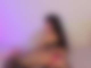 Iliana's Live Sex Cam Show