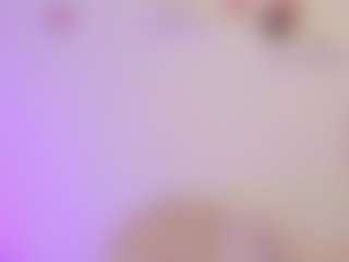 Live cam show with Iliana - College Toys on camtv