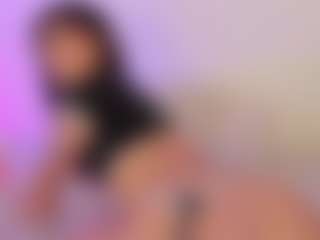 Iliana's Live Sex Cam Show