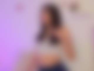 Iliana's Live Sex Cam Show