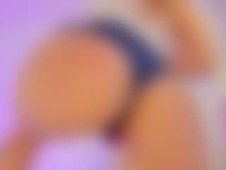 Live cam show with Iliana - Lush Lovense on Camsoda