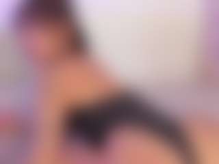 Iliana's Live Sex Cam Show