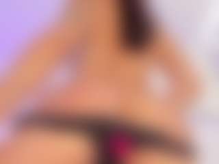 Iliana's Live Sex Cam Show