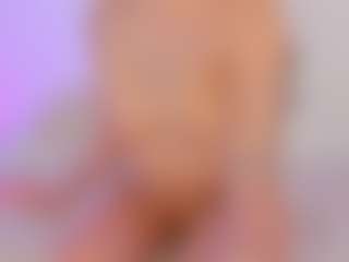Iliana's Live Sex Cam Show