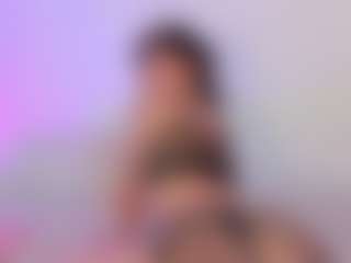 Iliana's Live Sex Cam Show