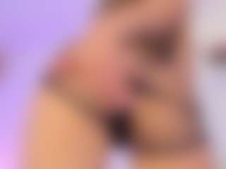 Iliana's Live Sex Cam Show