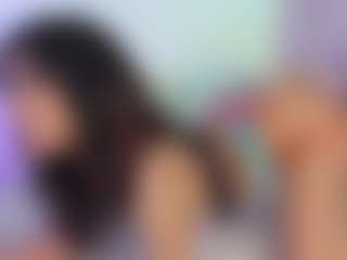 Iliana's Live Sex Cam Show
