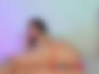 Iliana's Live Sex Cam Show