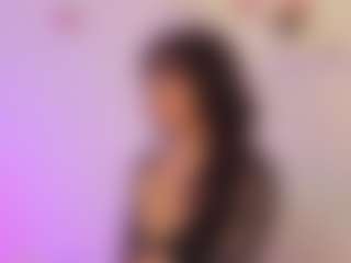 Iliana's Live Sex Cam Show