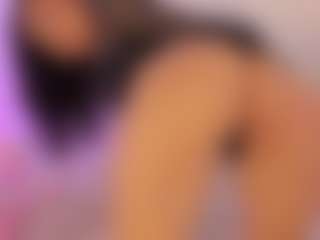 Iliana's Live Sex Cam Show