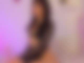 Iliana's Live Sex Cam Show