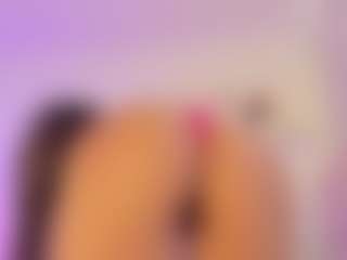Iliana's Live Sex Cam Show