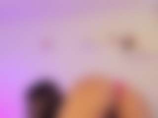 Iliana's Live Sex Cam Show