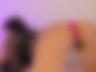 Iliana's Live Sex Cam Show
