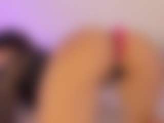 Iliana's Live Sex Cam Show