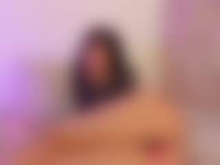 Iliana's Live Sex Cam Show