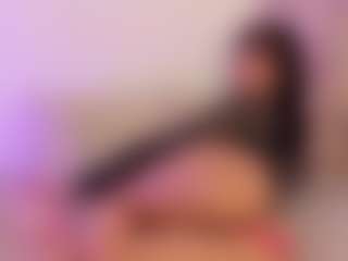 Iliana's Live Sex Cam Show