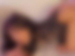 Iliana's Live Sex Cam Show