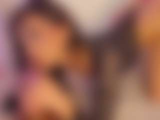 Iliana's Live Sex Cam Show