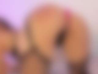 Iliana's Live Sex Cam Show